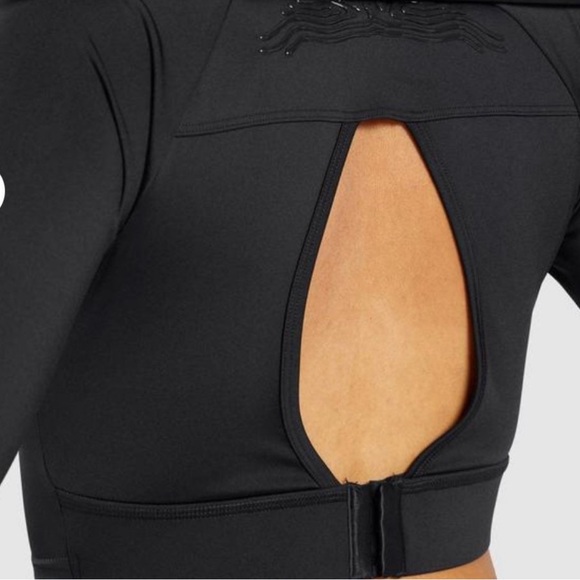 New Gymshark EXO ULTRA CROP TOP BLACK - Picture 2 of 9